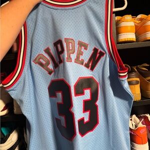 Pippen jersey